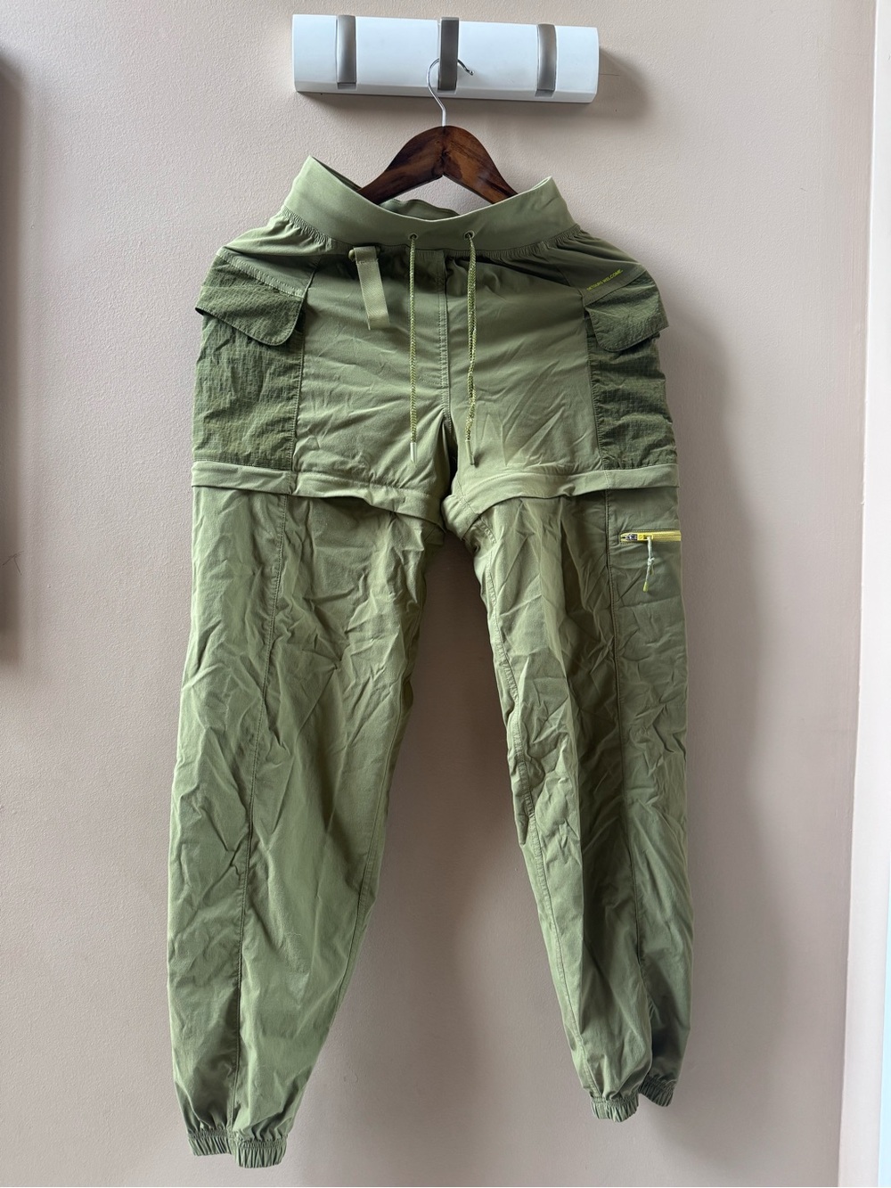 Convertible Women’s Jogger- Lululemon